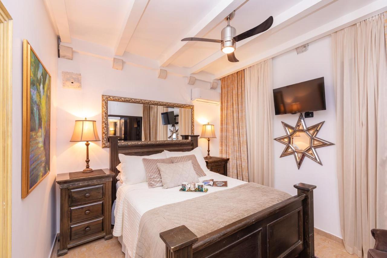 Bed & Breakfast Tiffany's Old Town