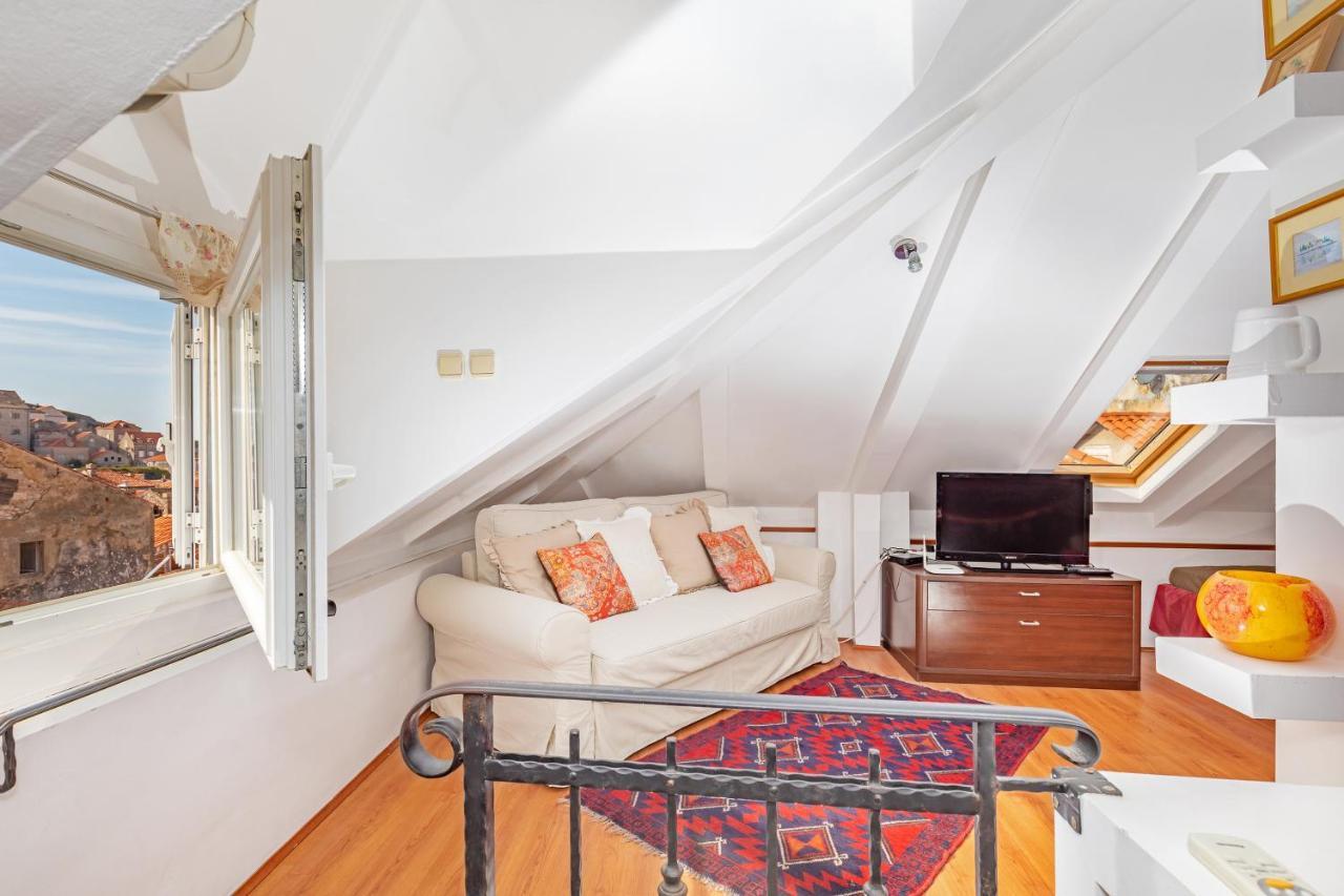 Bed & Breakfast Tiffany's Old Town *